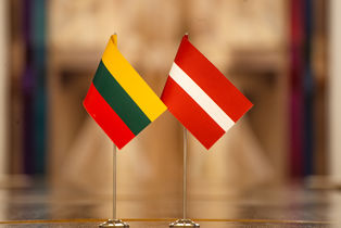 Seimo Pirmininkė pasveikino Latviją Nepriklausomybės dienos proga