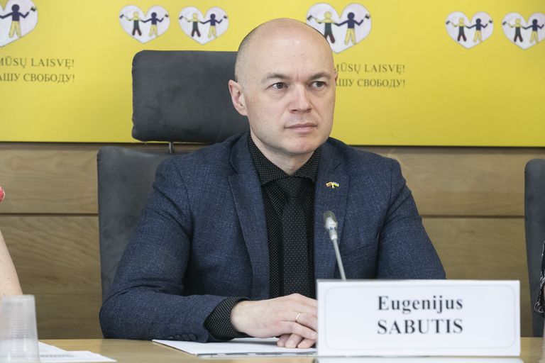 Seimo nario E. Sabučio pranešimas: „Dėl elektros kainų šuolio kreipėsi į D. Kreivį – reikalauja tyrimo ir griežtesnės tiekėjų kontrolės“
