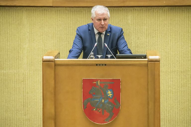 Seimo nario A. Anušausko pranešimas: „Reikia viešinti prieš 80 metų įvykusios Lietuvos okupacijos istoriją“ (2020 m. birželio 12 d.)